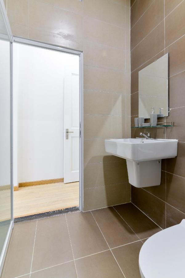 Cozrum Homes - Rivera Corner Cidade de Ho Chi Minh Exterior foto